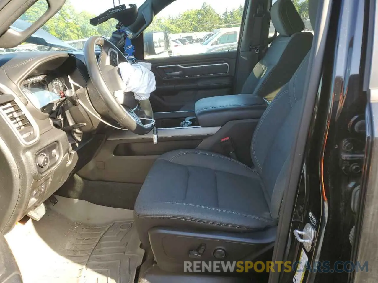 7 fotografías del automóvil dañado 1C6SRFFT1NN313174 RAM 1500 2022