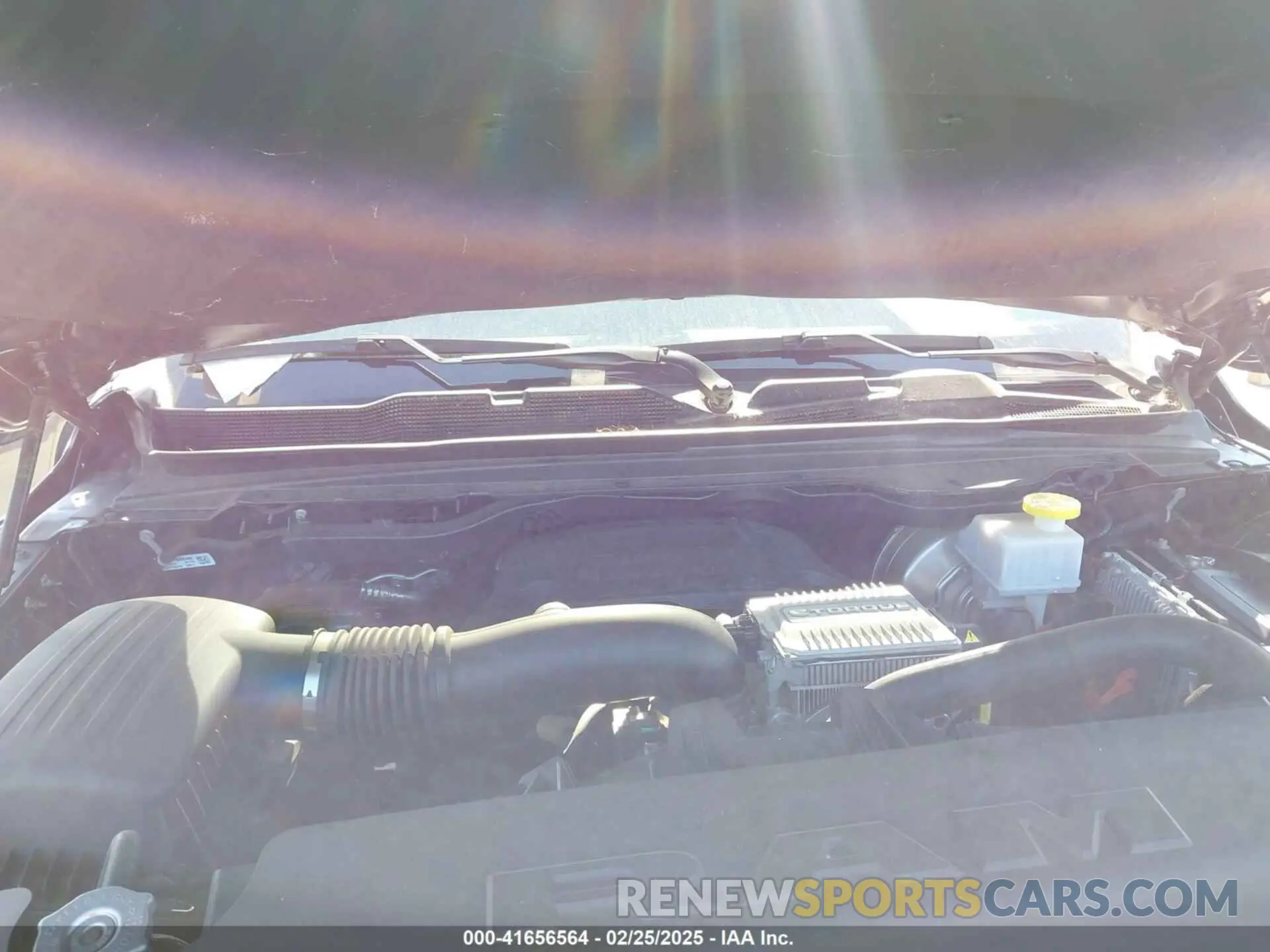 10 fotografías del automóvil dañado 1C6SRFFT4NN428027 RAM 1500 2022