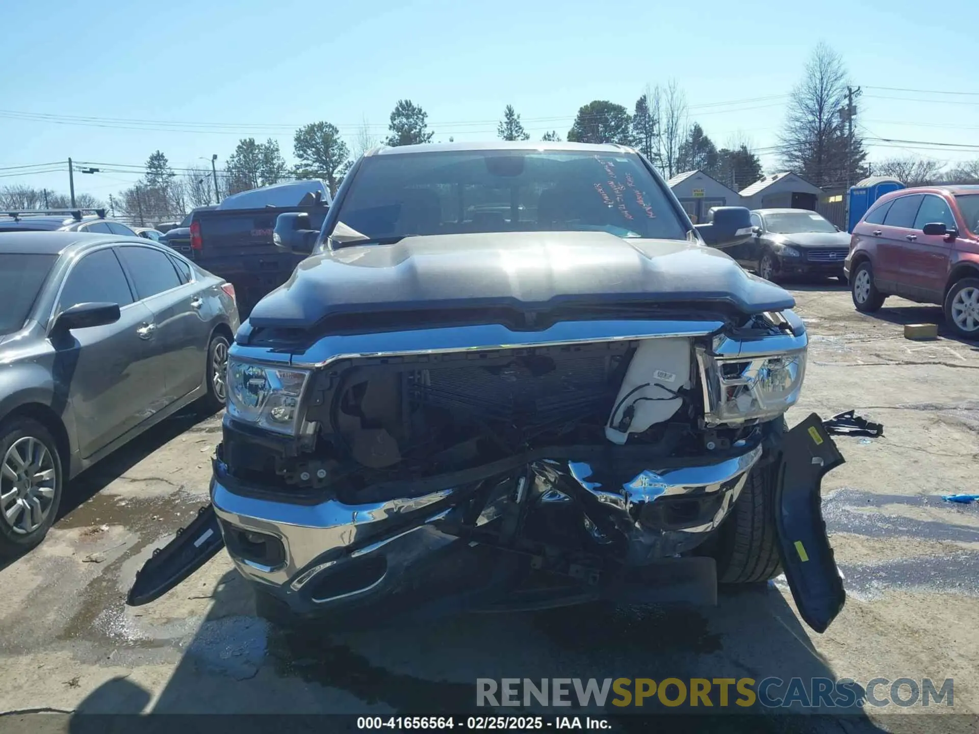 12 fotografías del automóvil dañado 1C6SRFFT4NN428027 RAM 1500 2022
