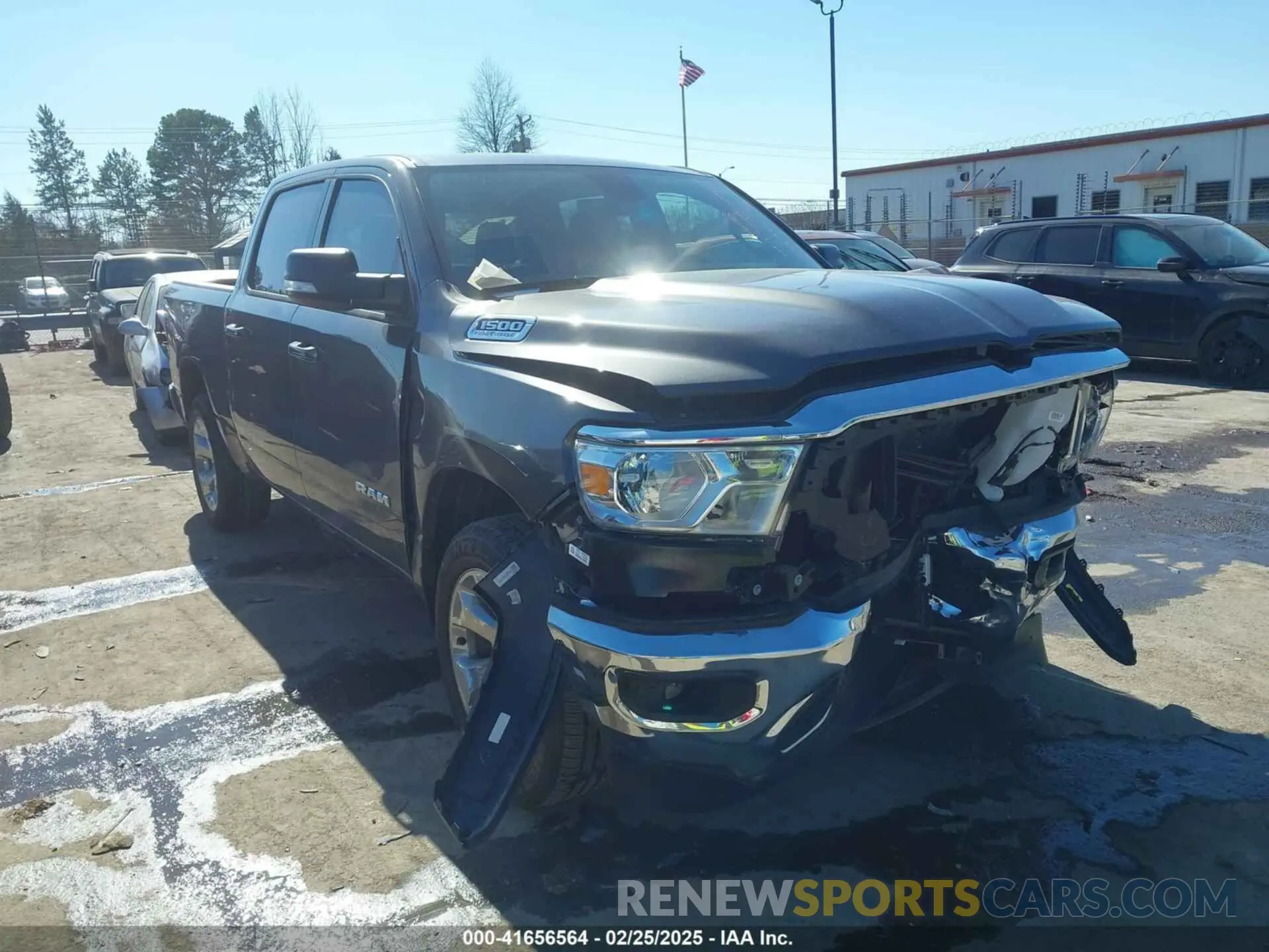 13 fotografías del automóvil dañado 1C6SRFFT4NN428027 RAM 1500 2022