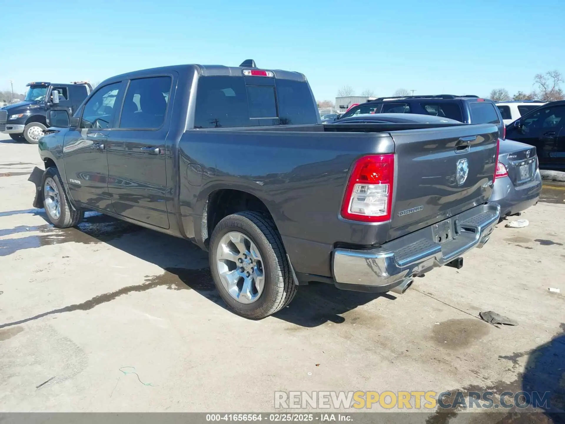 3 fotografías del automóvil dañado 1C6SRFFT4NN428027 RAM 1500 2022