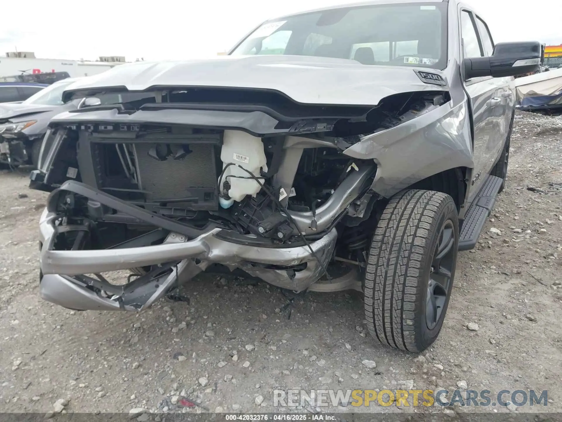 6 fotografías del automóvil dañado 1C6SRFFT5NN280759 RAM 1500 2022