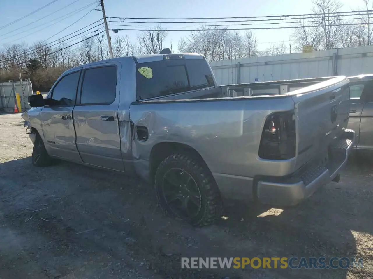 2 fotografías del automóvil dañado 1C6SRFFT5NN331838 RAM 1500 2022
