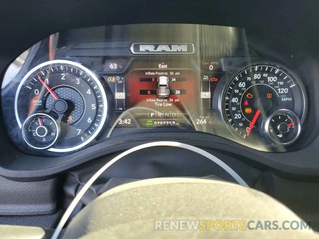 9 fotografías del automóvil dañado 1C6SRFFT5NN331838 RAM 1500 2022