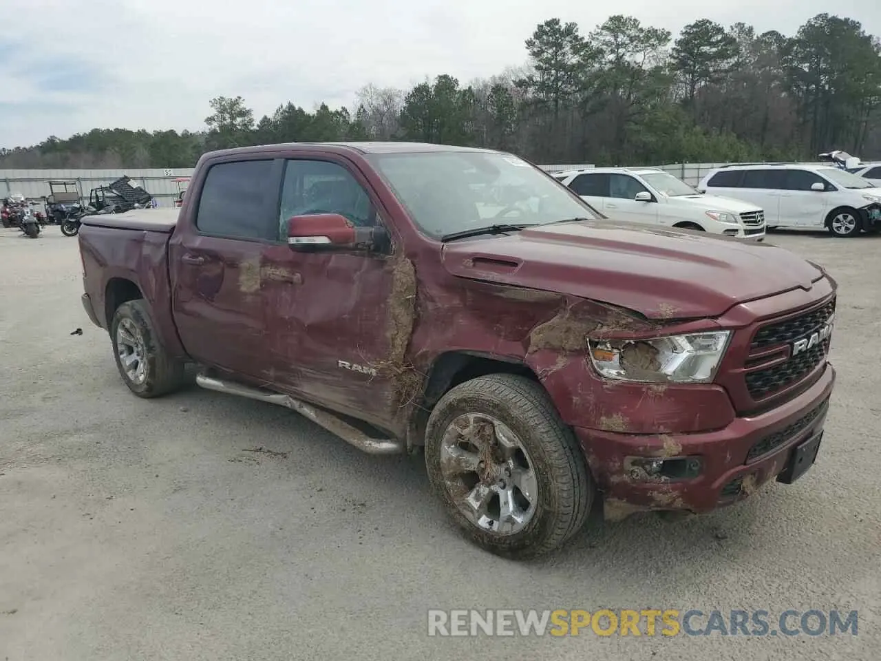 4 fotografías del automóvil dañado 1C6SRFFT5NN458587 RAM 1500 2022