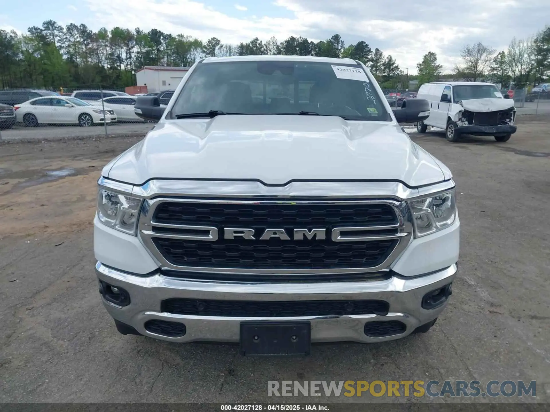 12 fotografías del automóvil dañado 1C6SRFFT6NN468531 RAM 1500 2022