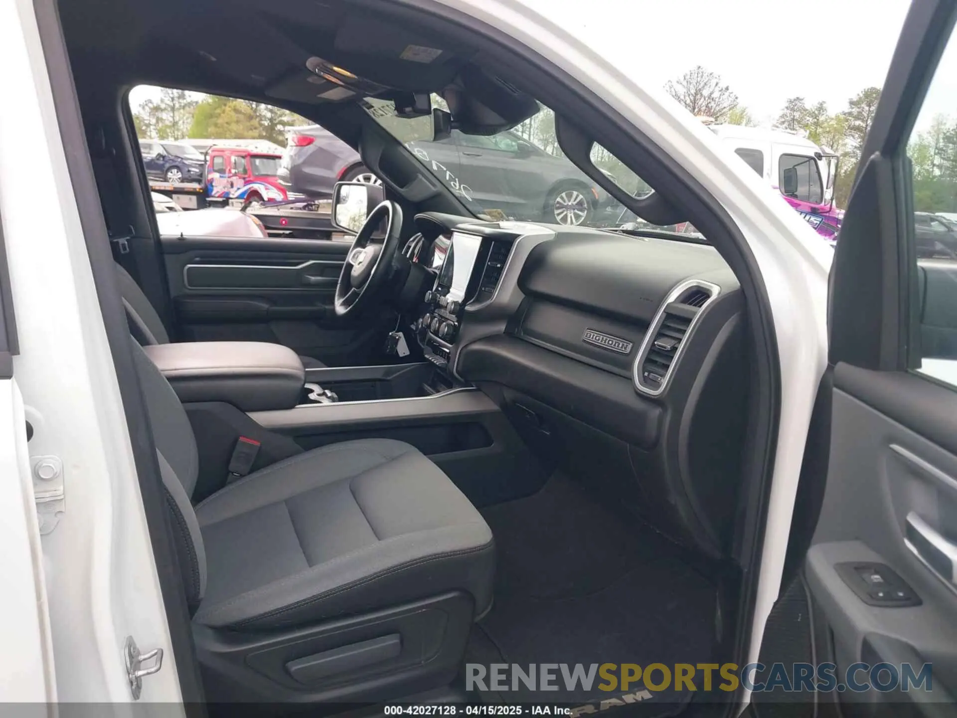 5 fotografías del automóvil dañado 1C6SRFFT6NN468531 RAM 1500 2022