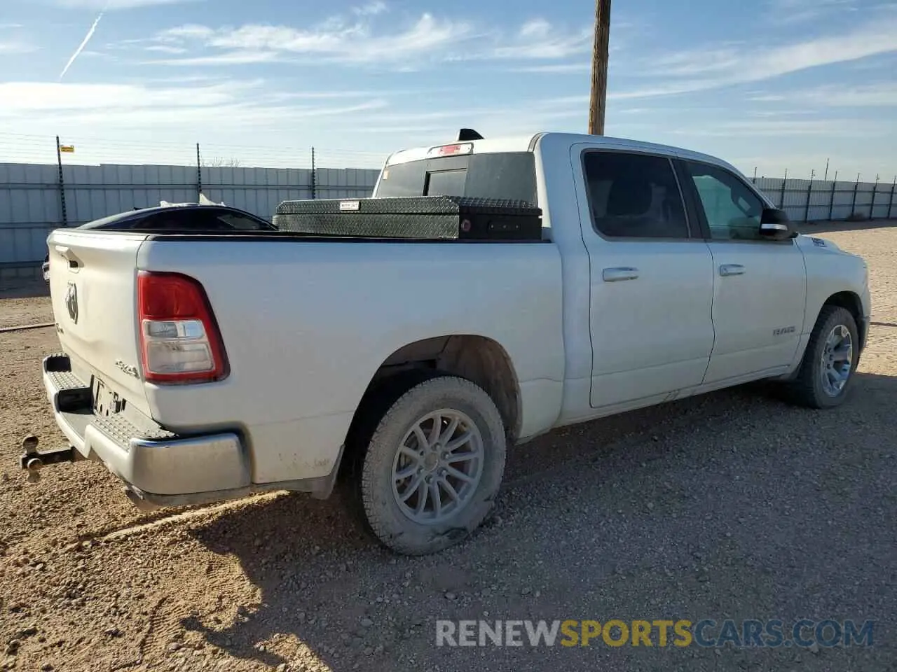 3 fotografías del automóvil dañado 1C6SRFFT7NN441225 RAM 1500 2022