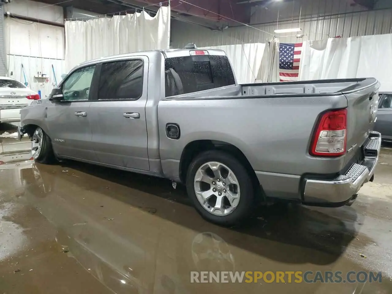 2 fotografías del automóvil dañado 1C6SRFFT8NN128457 RAM 1500 2022
