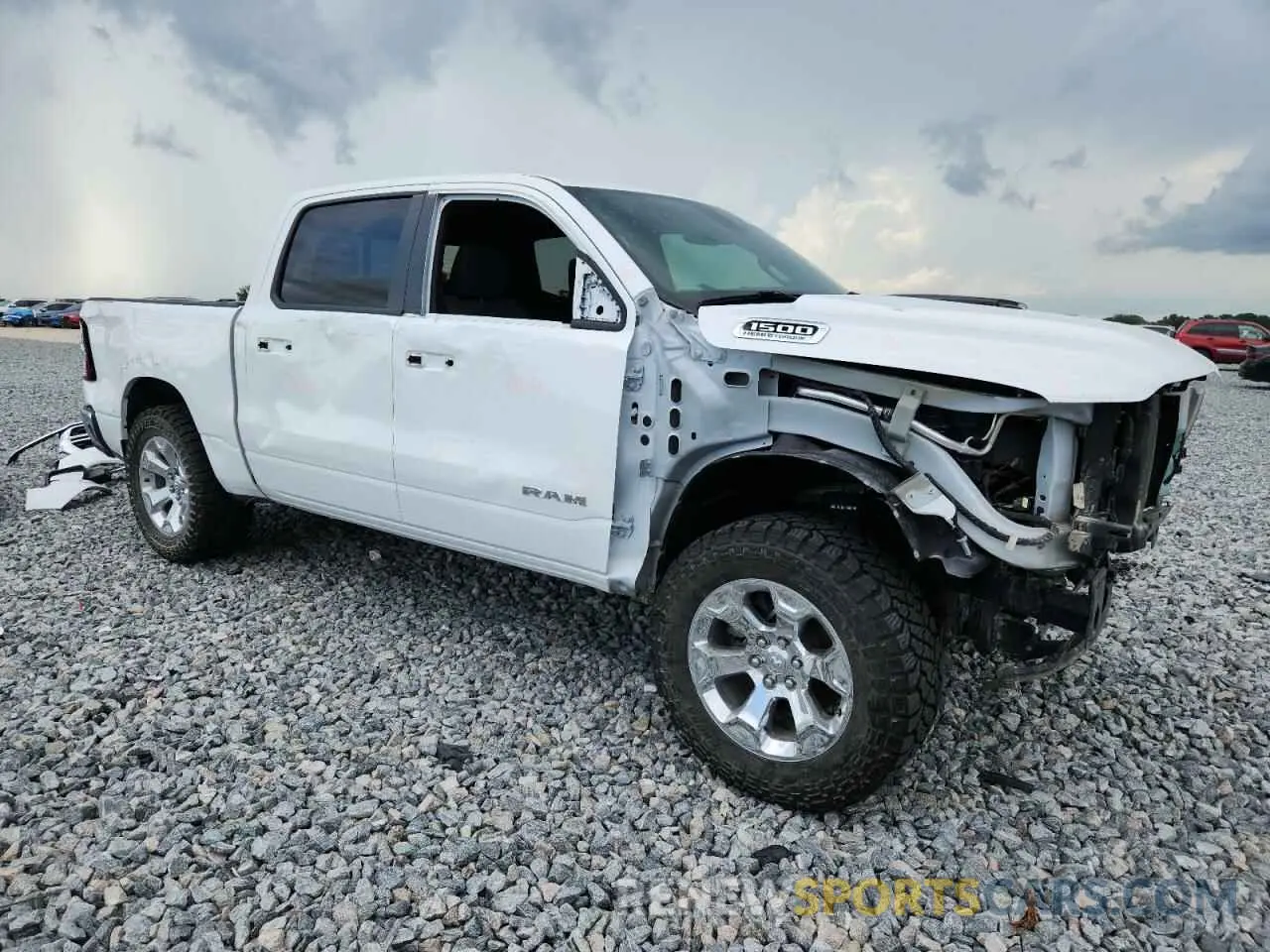4 fotografías del automóvil dañado 1C6SRFFT9NN404662 RAM 1500 2022