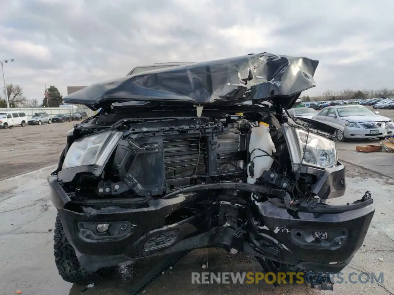5 fotografías del automóvil dañado 1C6SRFFTXNN314498 RAM 1500 2022