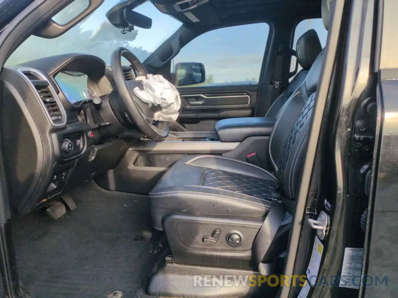 7 fotografías del automóvil dañado 1C6SRFFTXNN314498 RAM 1500 2022