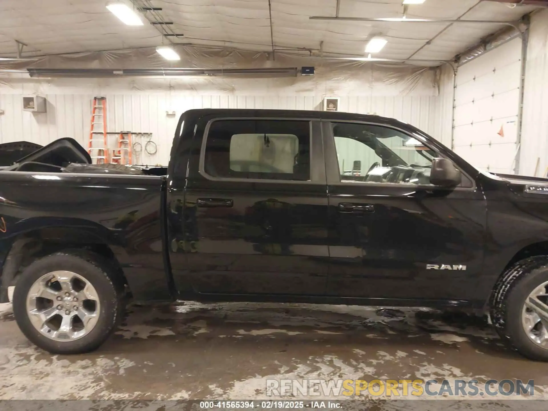 13 fotografías del automóvil dañado 1C6SRFFTXNN419008 RAM 1500 2022