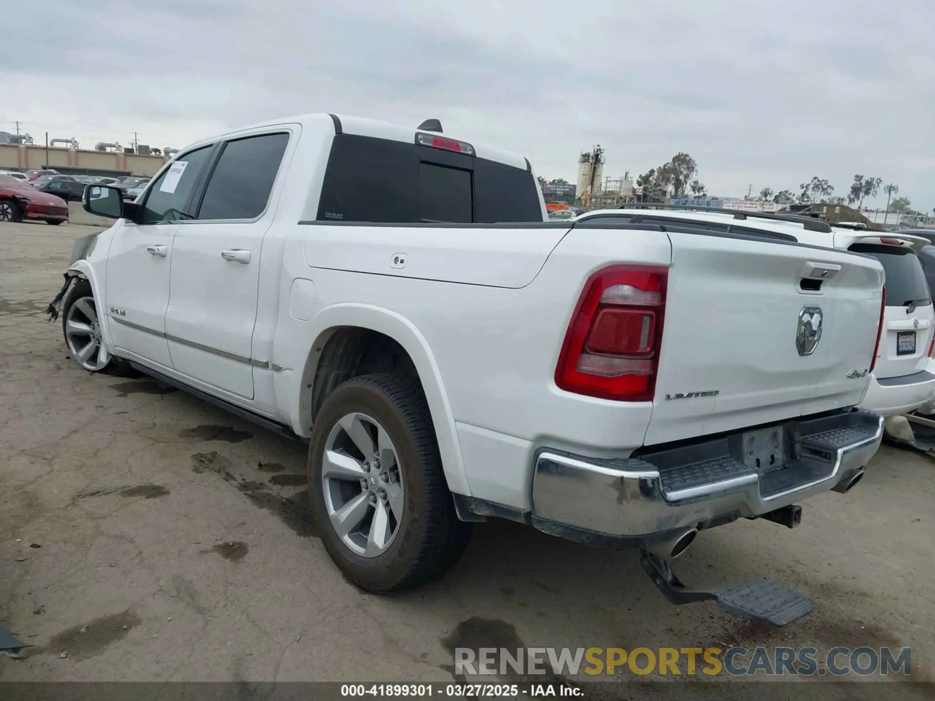 3 fotografías del automóvil dañado 1C6SRFHM3NN101740 RAM 1500 2022