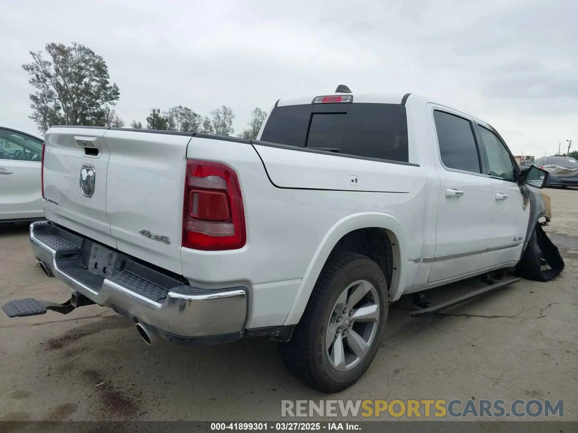 4 fotografías del automóvil dañado 1C6SRFHM3NN101740 RAM 1500 2022