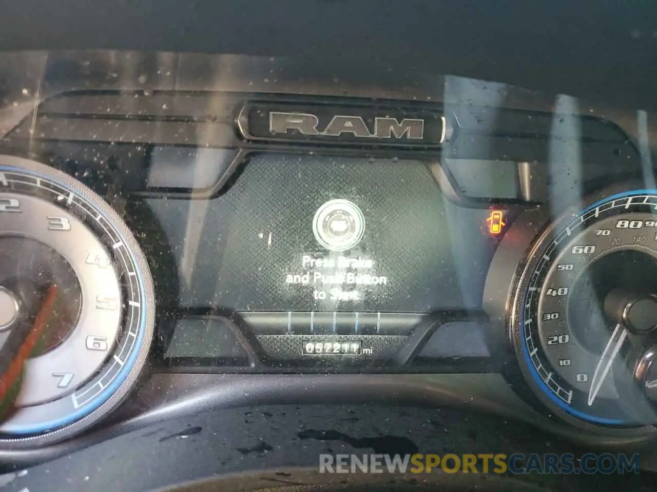 9 fotografías del automóvil dañado 1C6SRFHTXNN266448 RAM 1500 2022