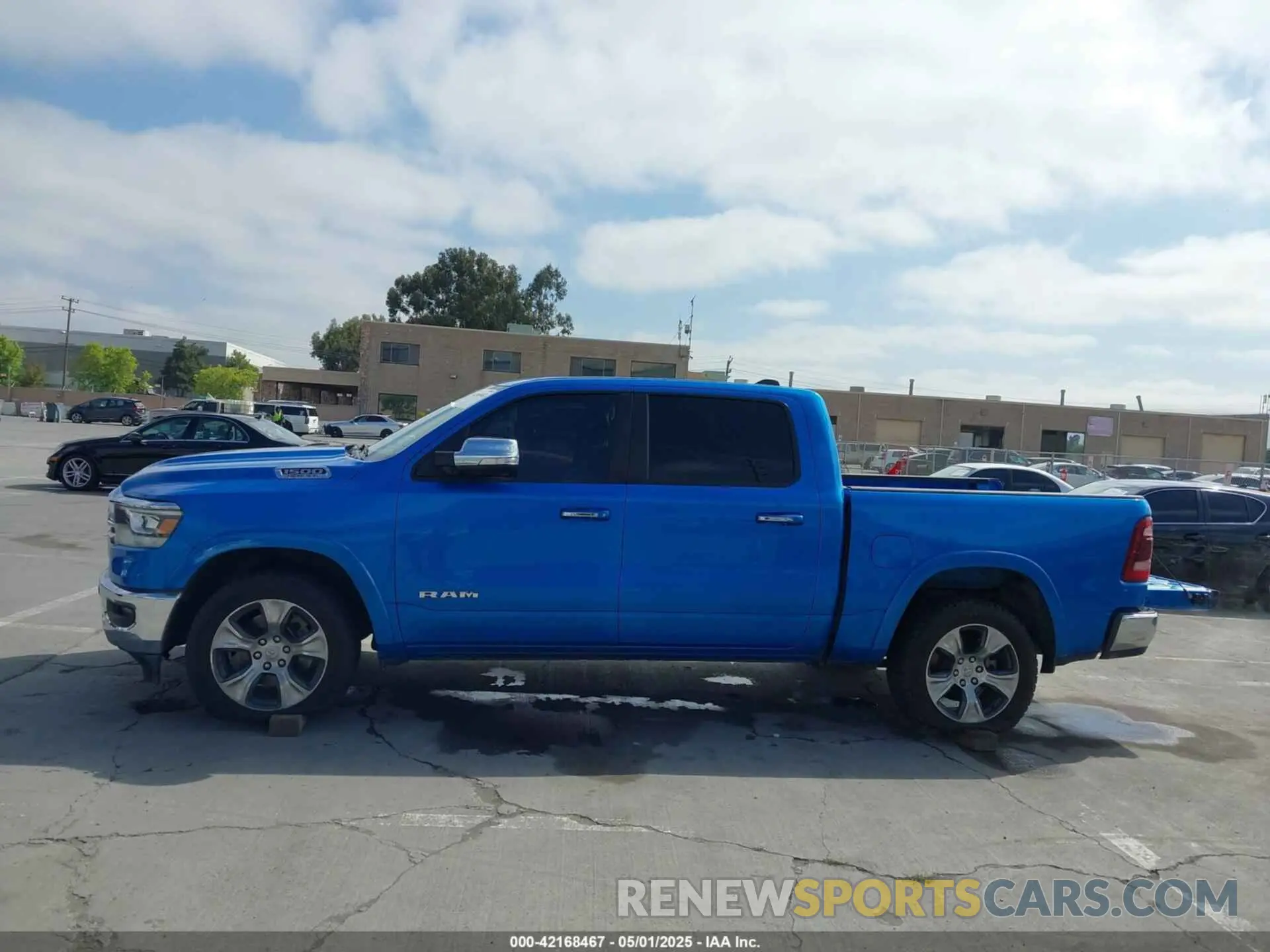 14 fotografías del automóvil dañado 1C6SRFJT0NN352135 RAM 1500 2022