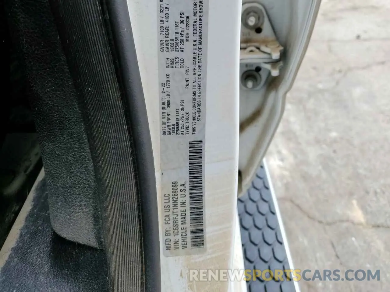 12 fotografías del automóvil dañado 1C6SRFJT1NN269099 RAM 1500 2022