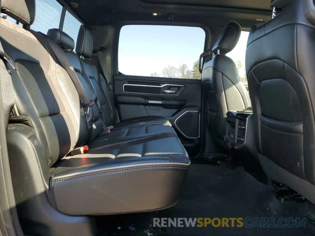 11 fotografías del automóvil dañado 1C6SRFJT1NN294410 RAM 1500 2022