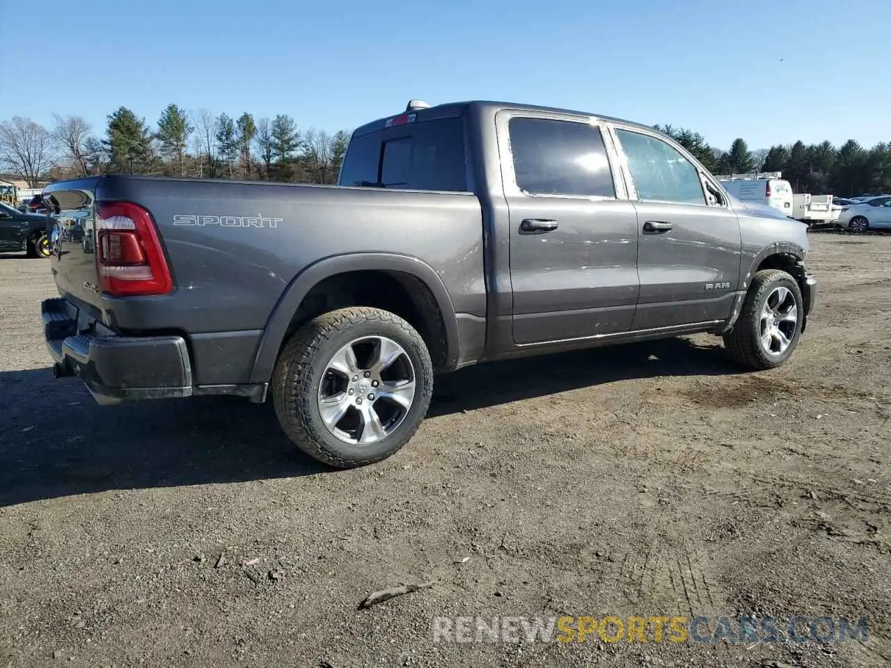 3 fotografías del automóvil dañado 1C6SRFJT1NN294410 RAM 1500 2022