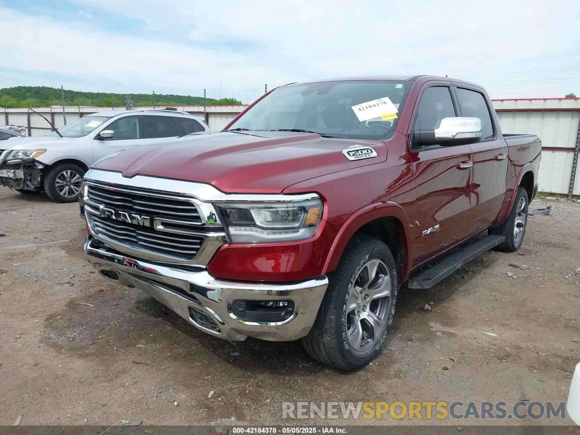 2 fotografías del automóvil dañado 1C6SRFJT2NN417132 RAM 1500 2022