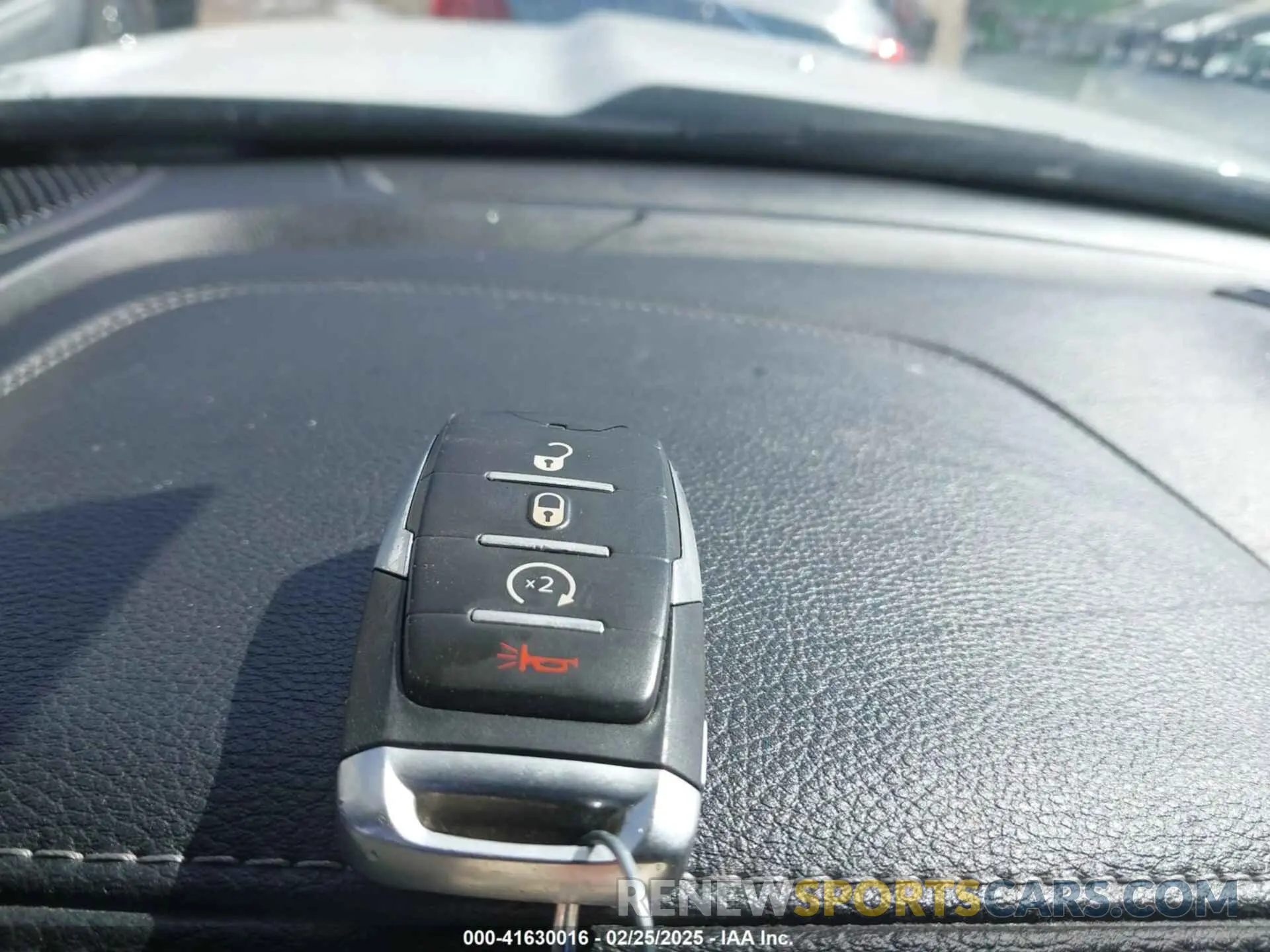 11 fotografías del automóvil dañado 1C6SRFJT4NN248408 RAM 1500 2022