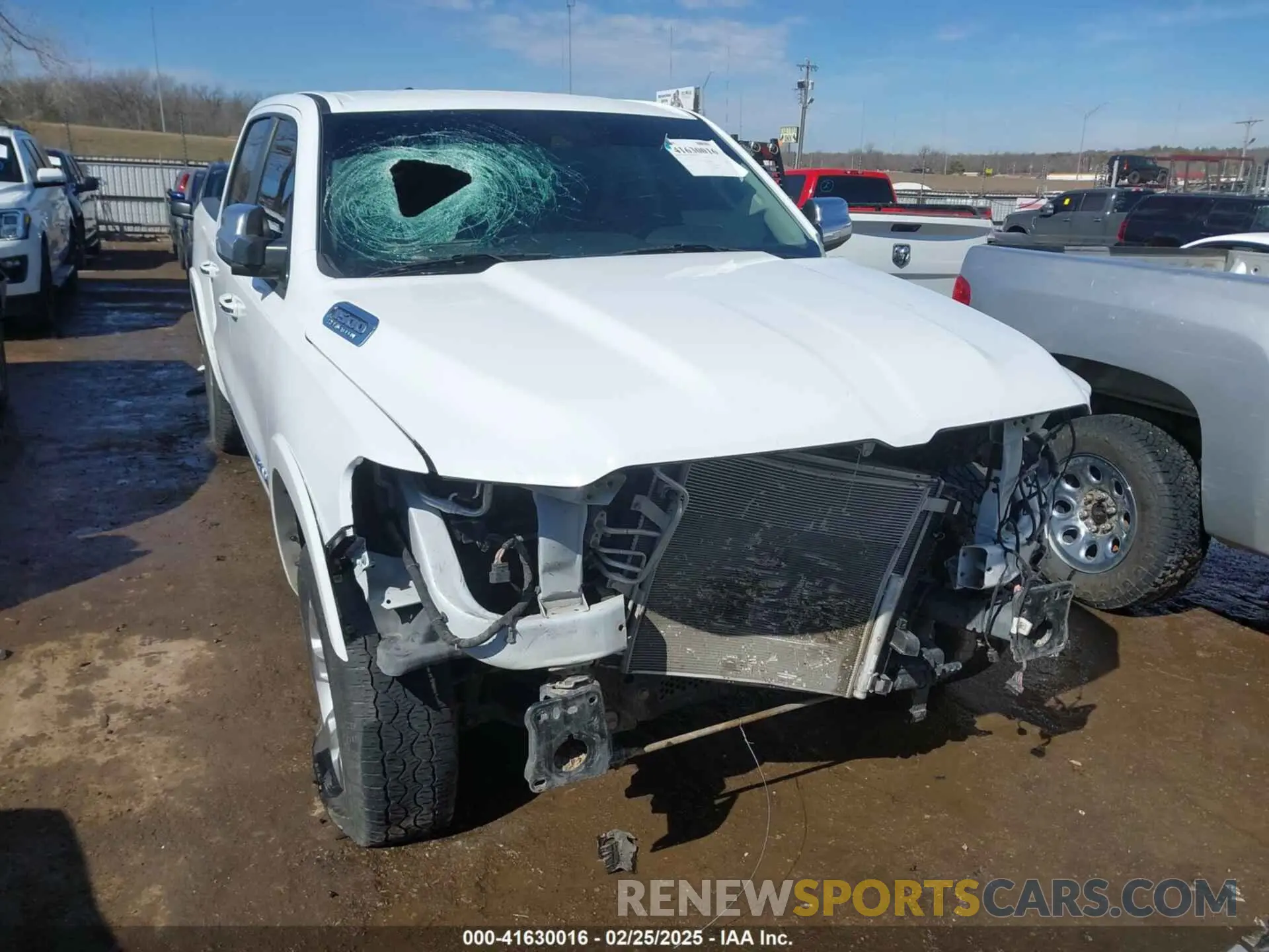 13 fotografías del automóvil dañado 1C6SRFJT4NN248408 RAM 1500 2022