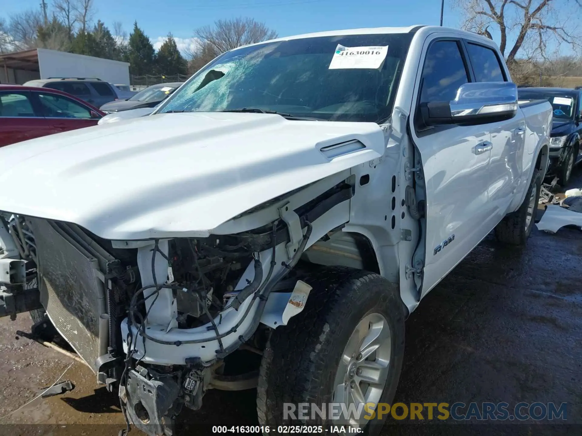 15 fotografías del automóvil dañado 1C6SRFJT4NN248408 RAM 1500 2022