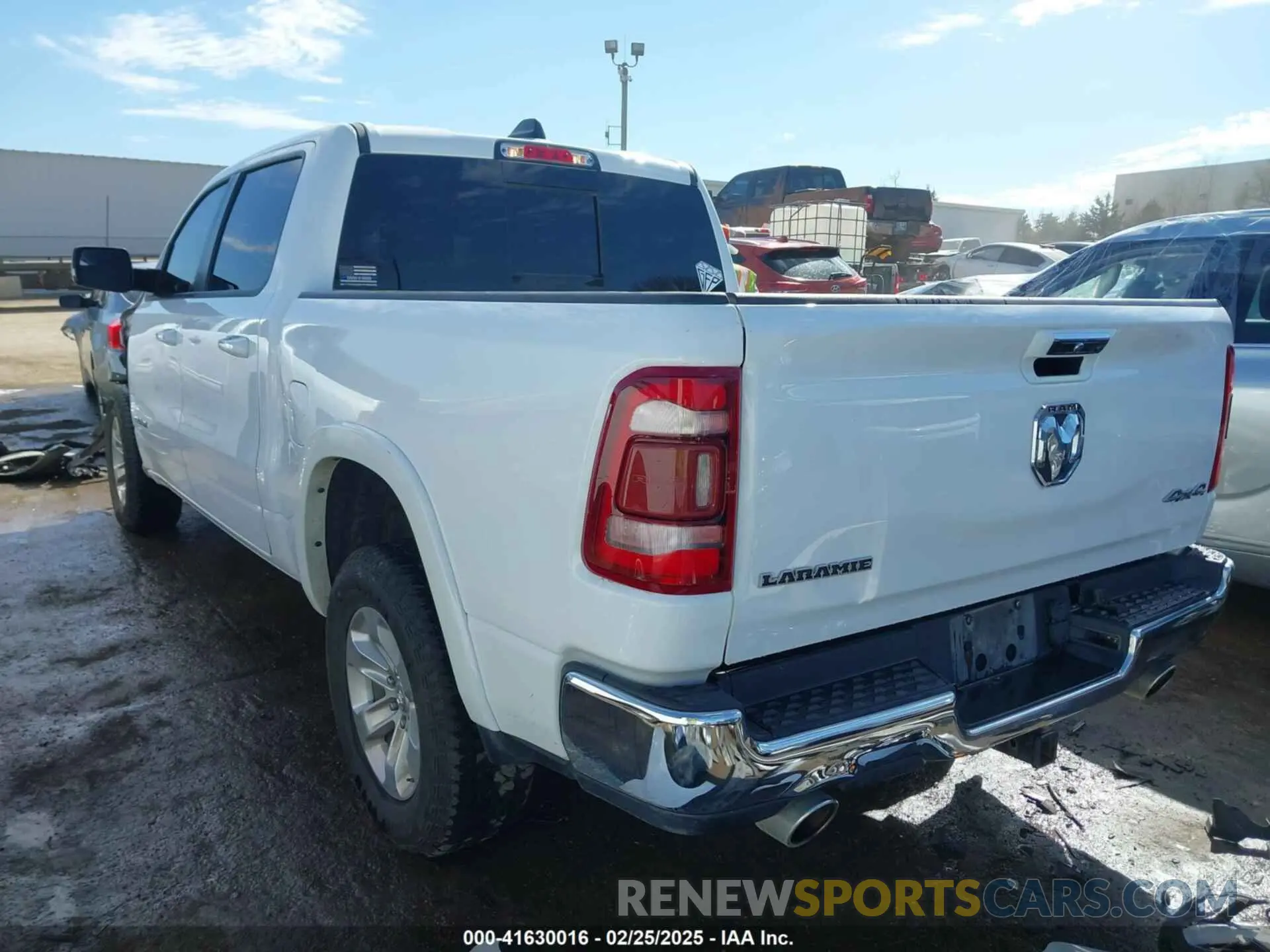 3 fotografías del automóvil dañado 1C6SRFJT4NN248408 RAM 1500 2022