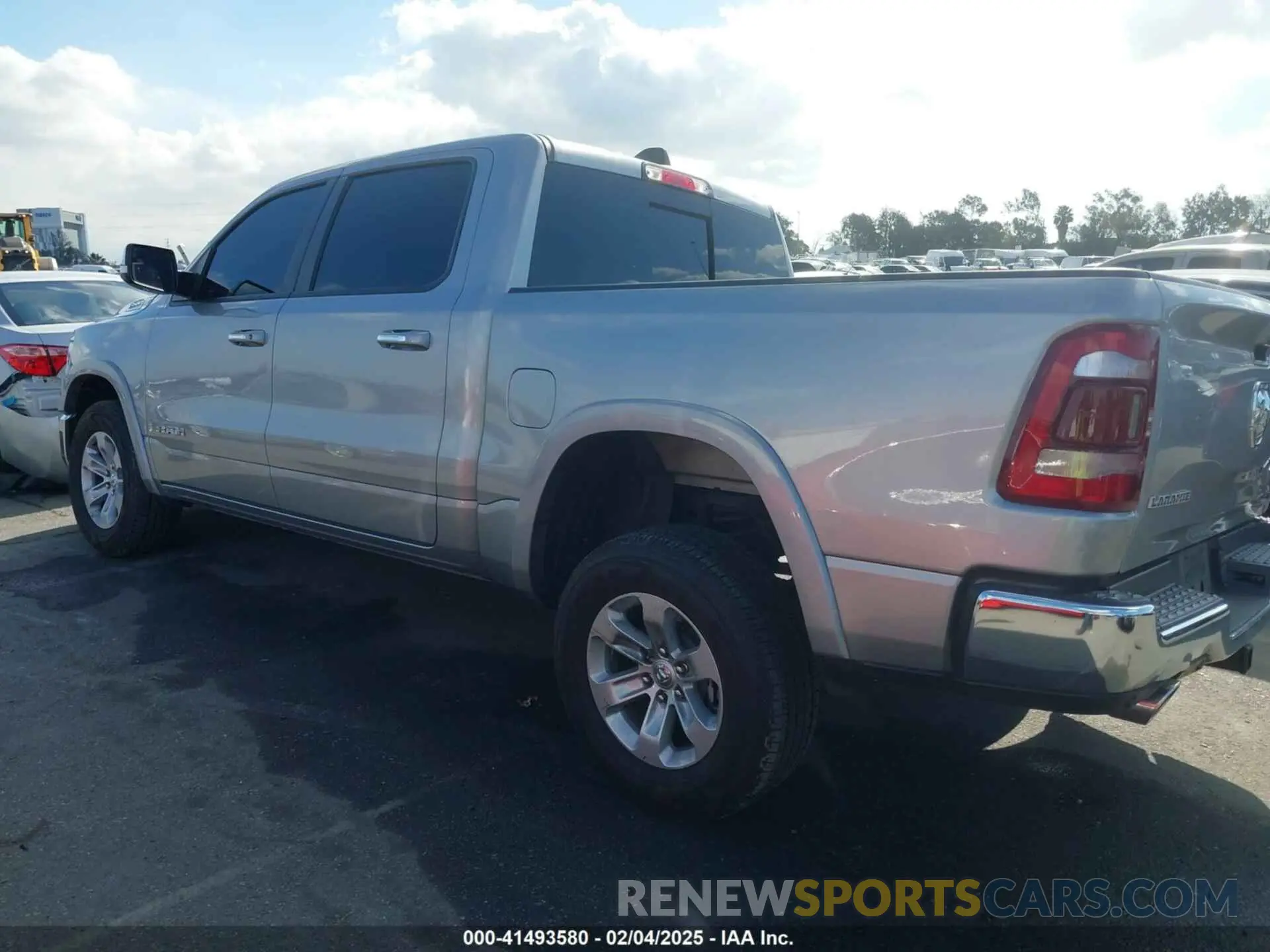 15 fotografías del automóvil dañado 1C6SRFJT5NN239149 RAM 1500 2022