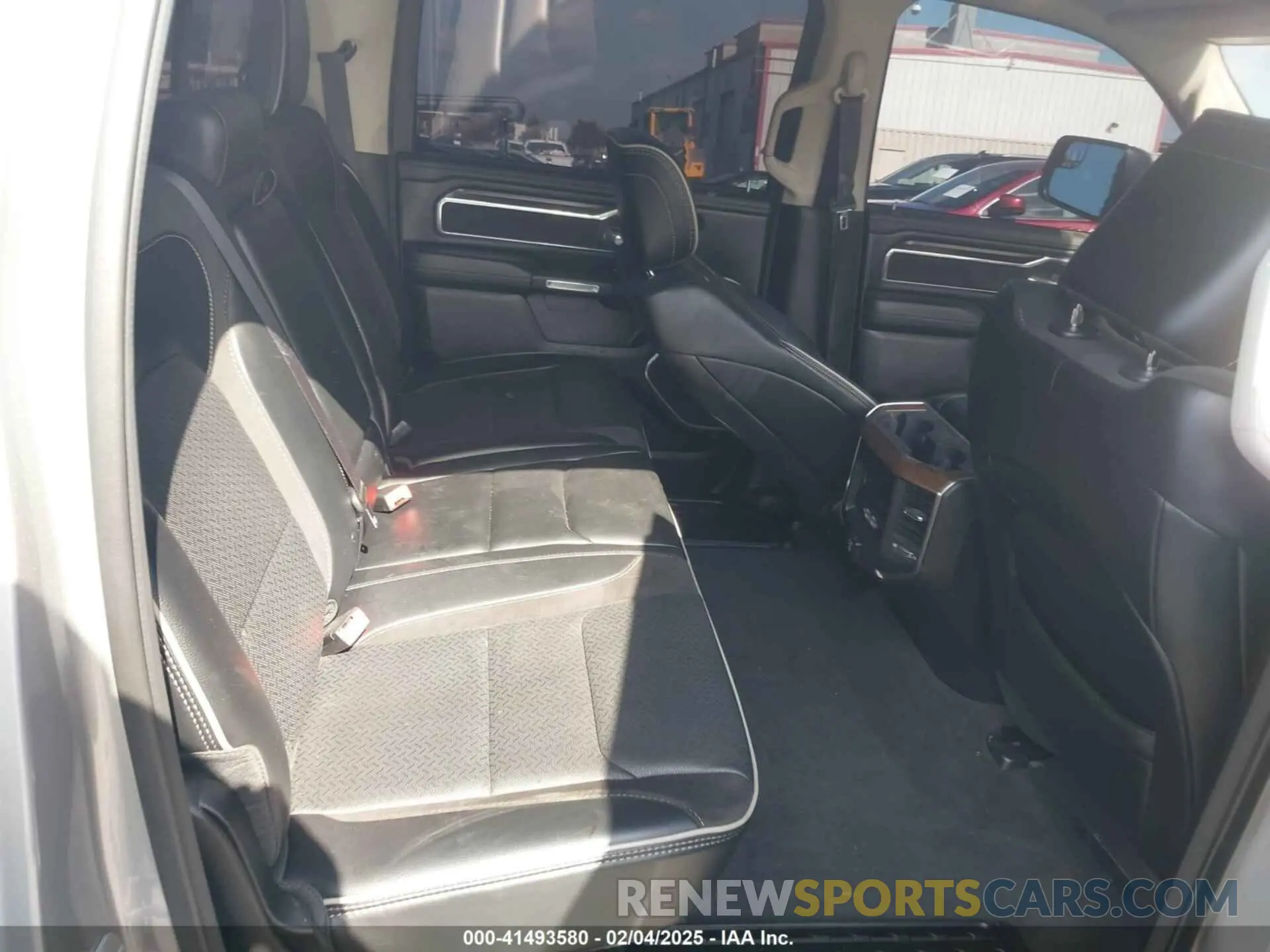 8 fotografías del automóvil dañado 1C6SRFJT5NN239149 RAM 1500 2022