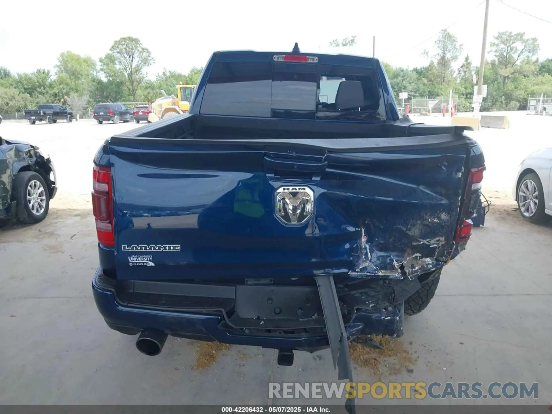 17 fotografías del automóvil dañado 1C6SRFJT5NN296693 RAM 1500 2022