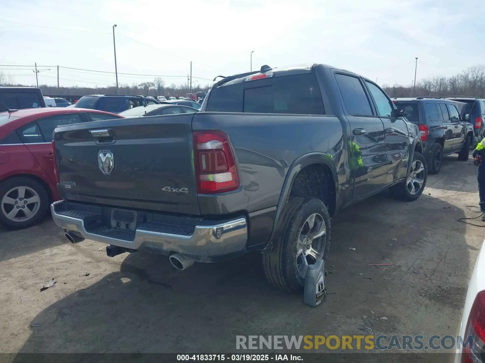 4 fotografías del automóvil dañado 1C6SRFJT5NN349389 RAM 1500 2022