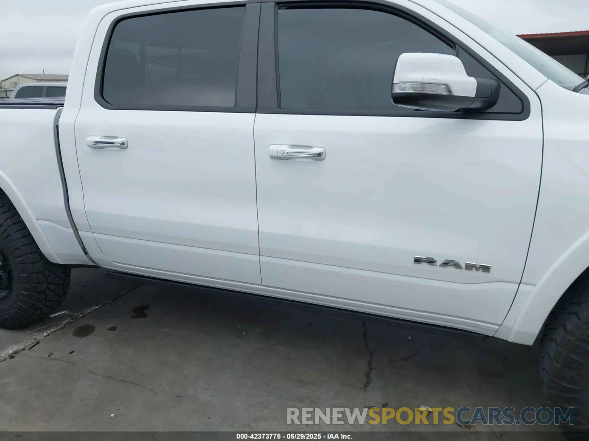 13 fotografías del automóvil dañado 1C6SRFJT6NN128450 RAM 1500 2022
