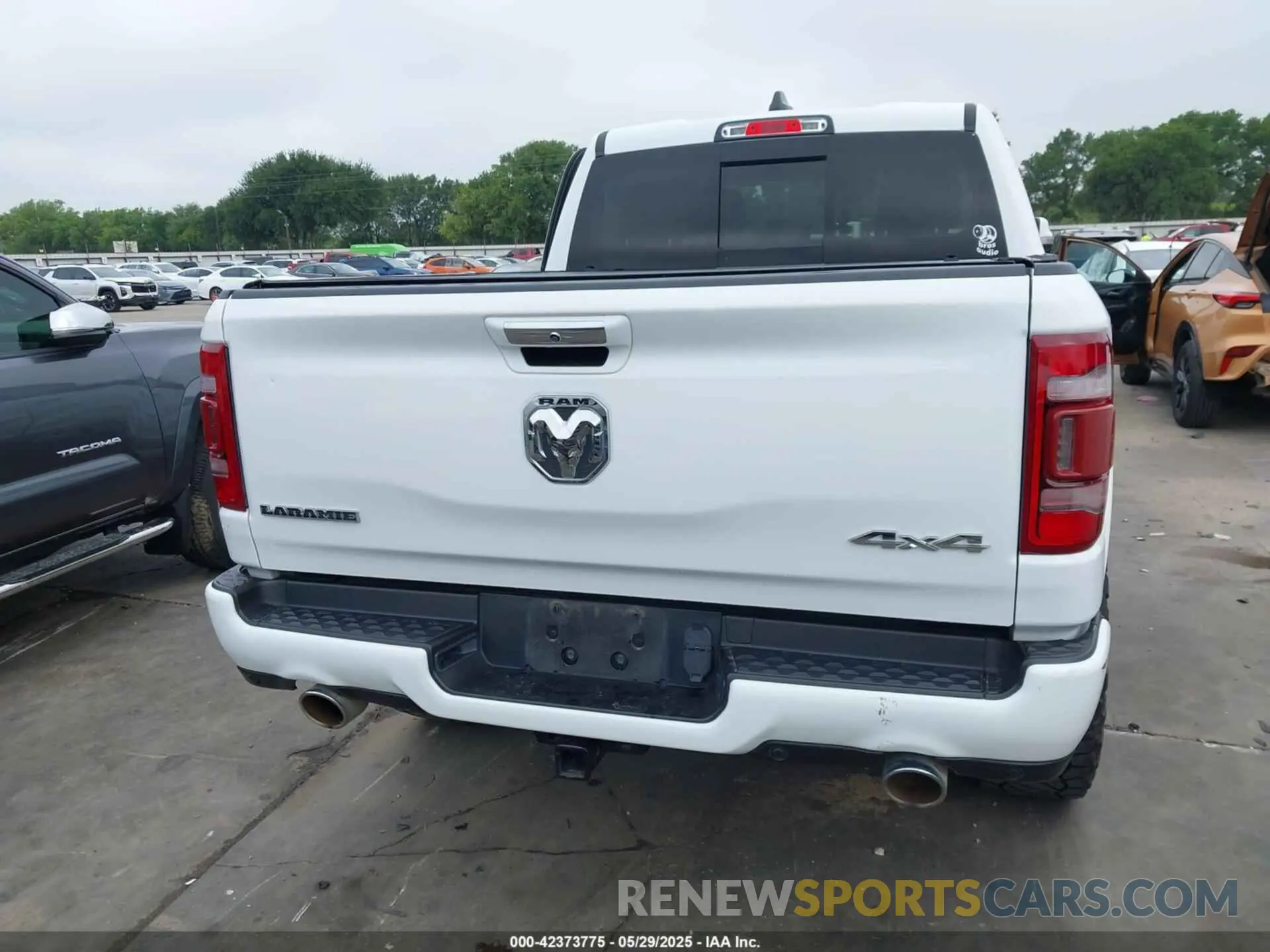 16 fotografías del automóvil dañado 1C6SRFJT6NN128450 RAM 1500 2022