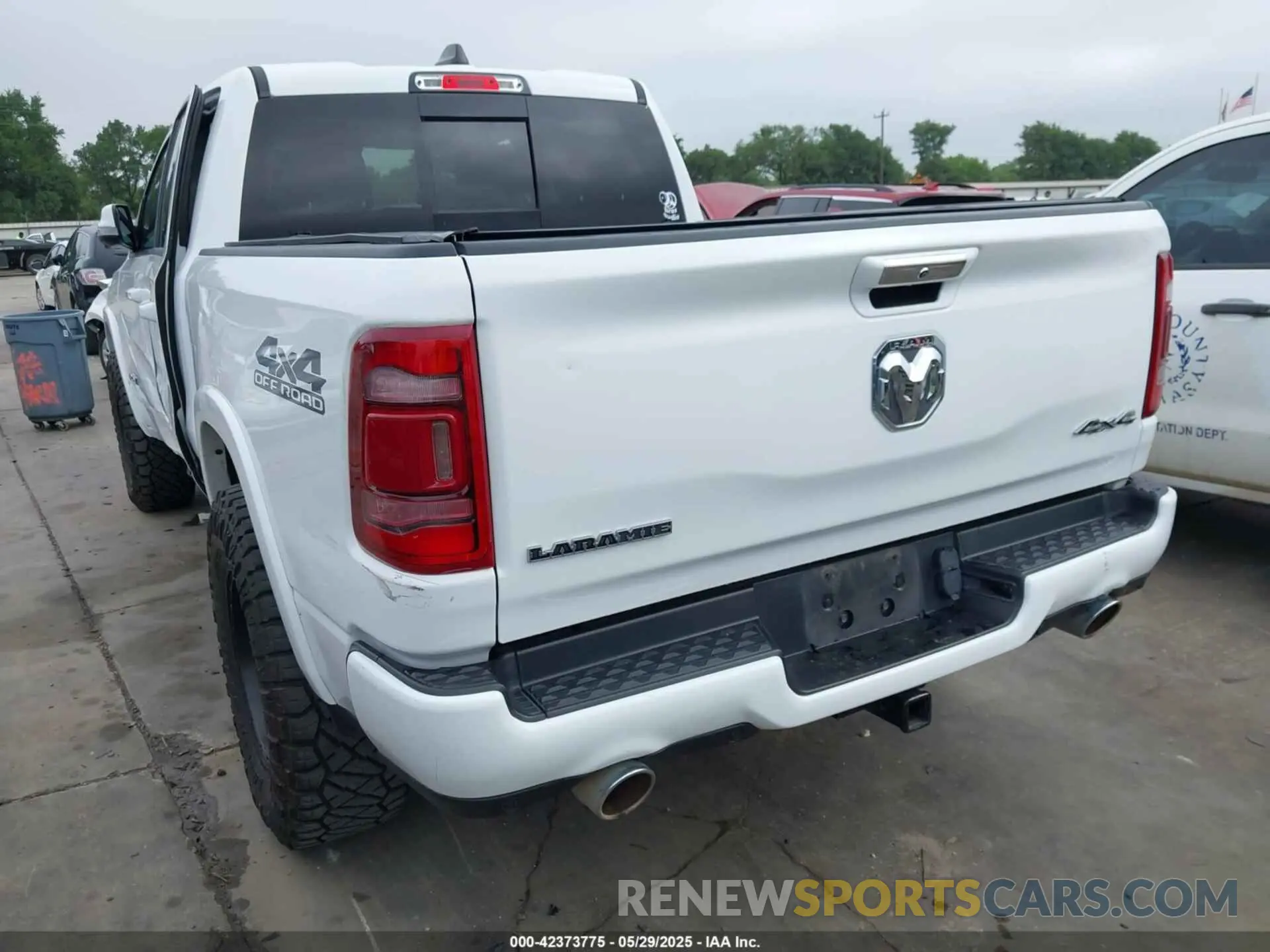 3 fotografías del automóvil dañado 1C6SRFJT6NN128450 RAM 1500 2022