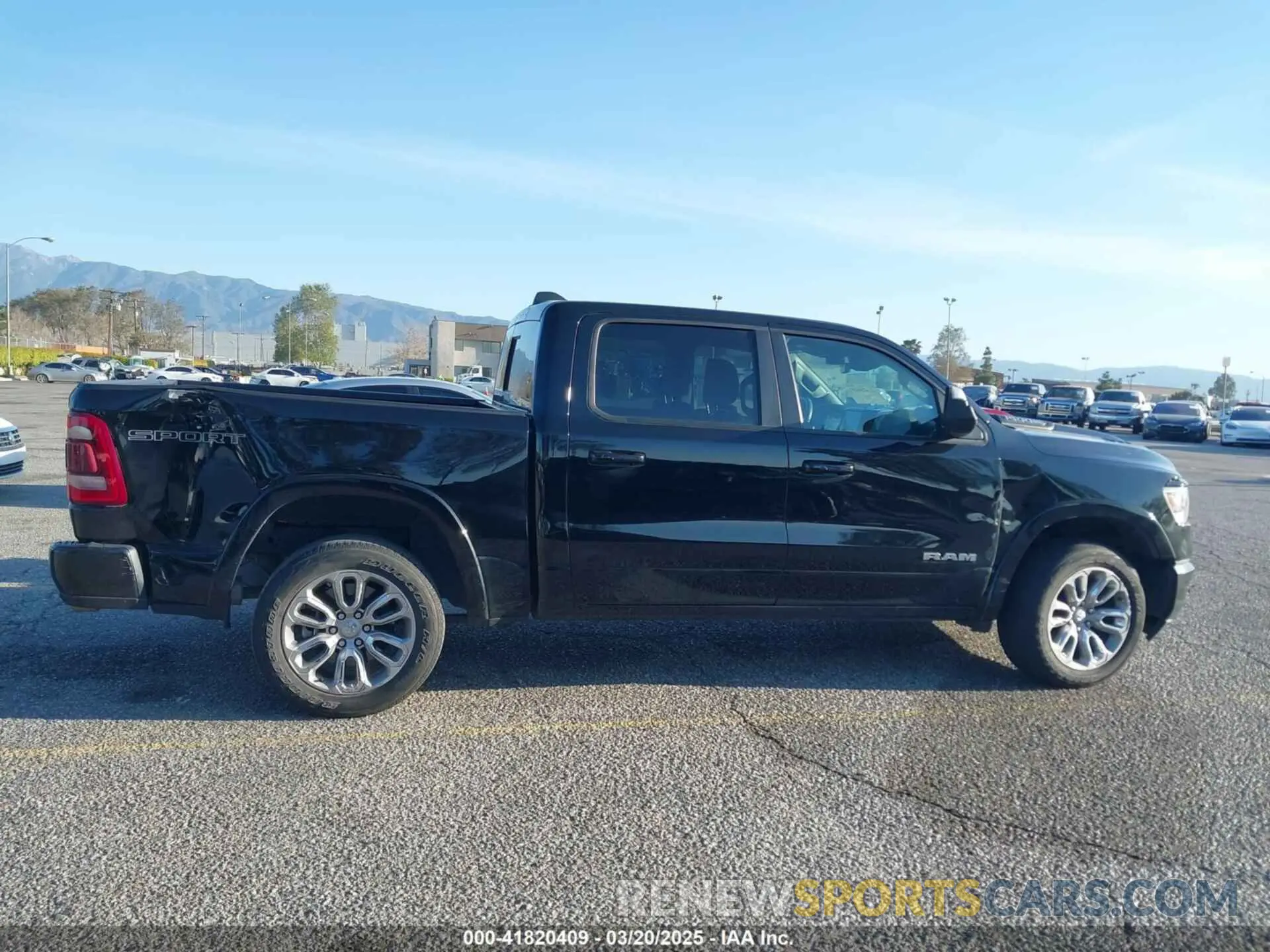 13 fotografías del automóvil dañado 1C6SRFJT6NN392154 RAM 1500 2022