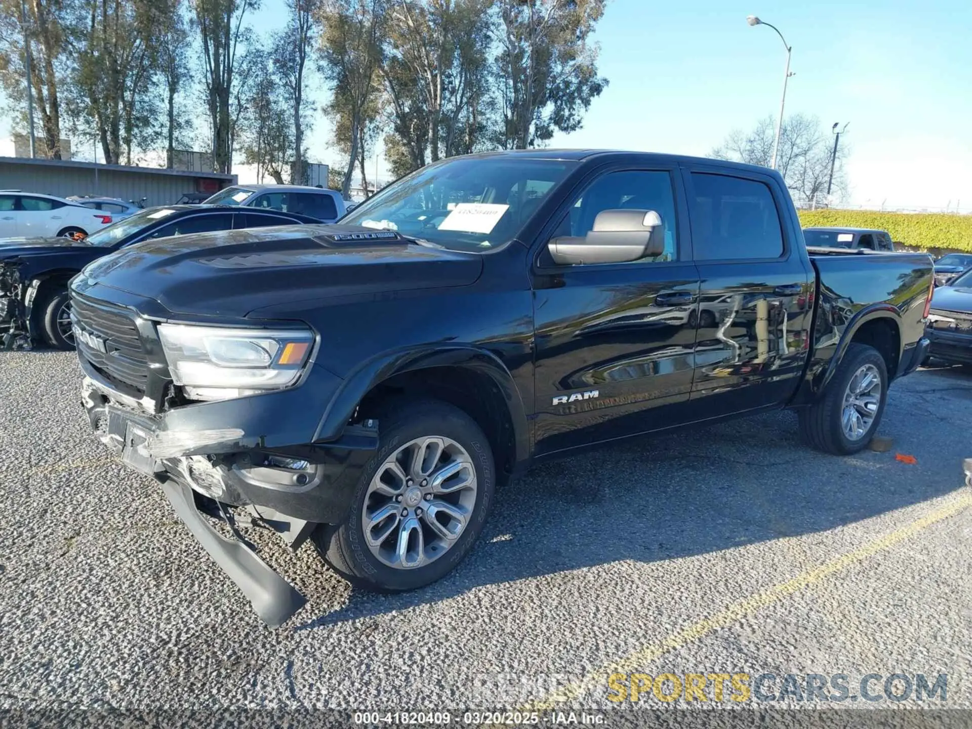 2 fotografías del automóvil dañado 1C6SRFJT6NN392154 RAM 1500 2022