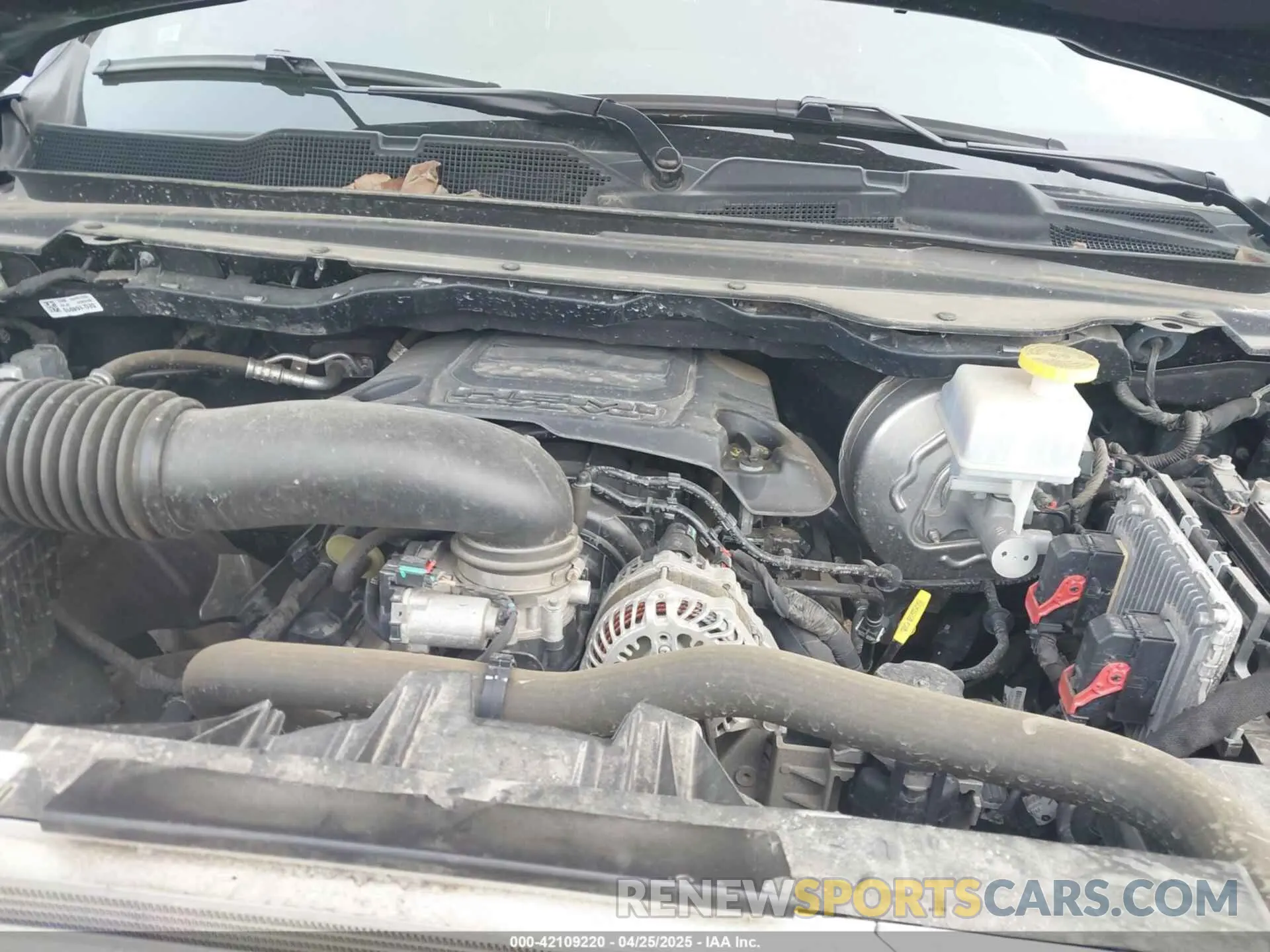 10 fotografías del automóvil dañado 1C6SRFJT6NN402536 RAM 1500 2022