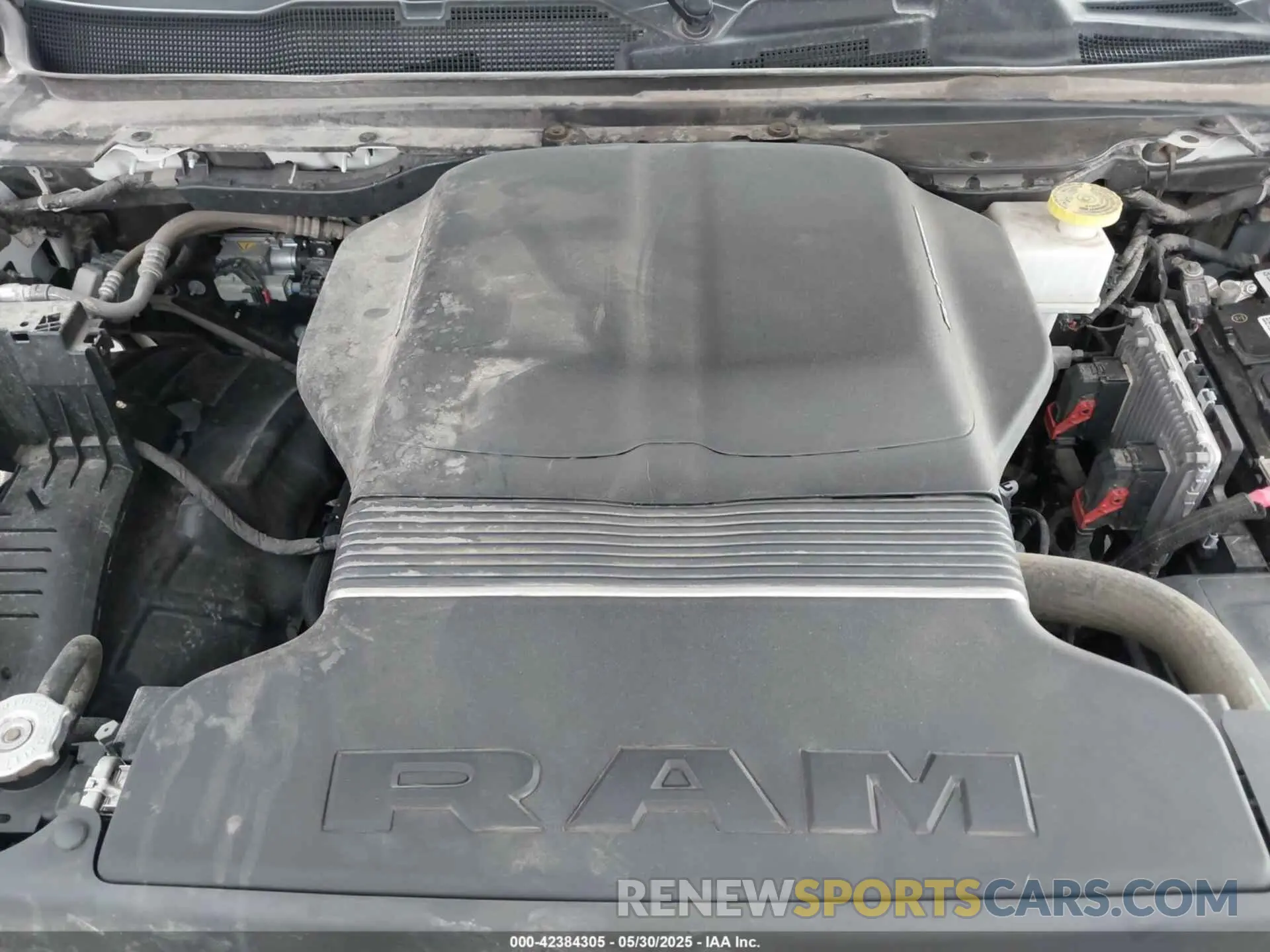 10 fotografías del automóvil dañado 1C6SRFJTXNN129844 RAM 1500 2022