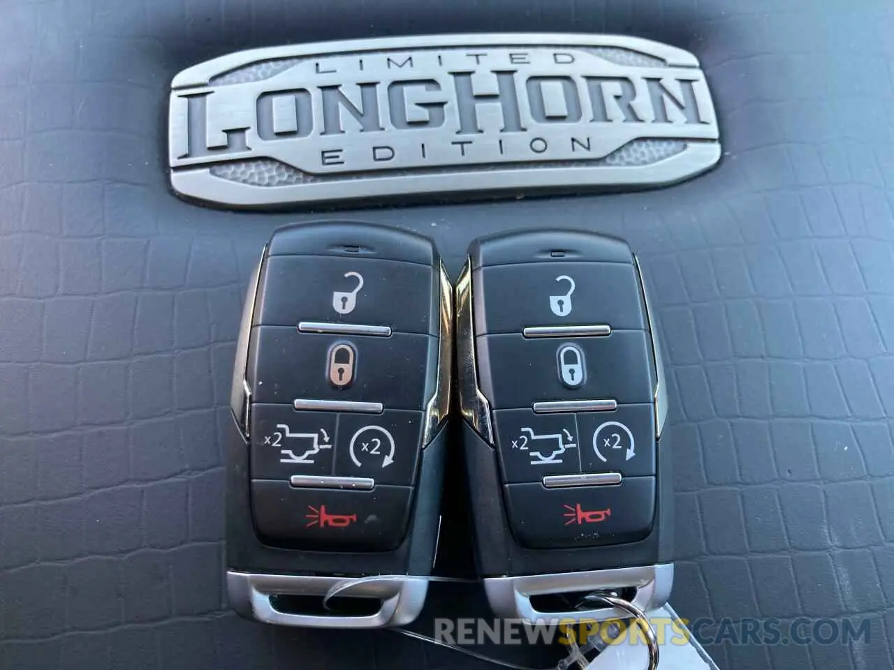 12 fotografías del automóvil dañado 1C6SRFKT4NN183977 RAM 1500 2022
