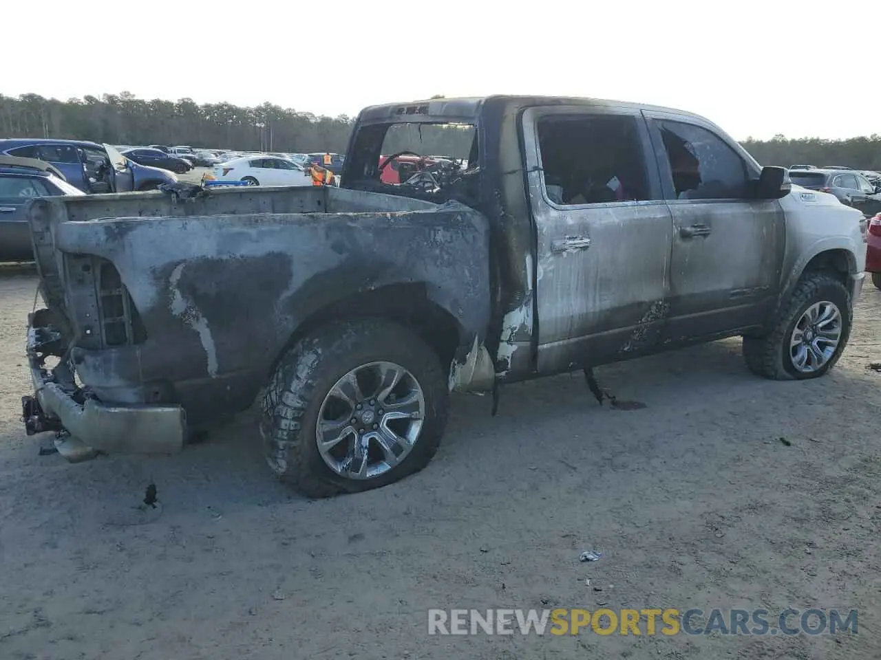 3 fotografías del automóvil dañado 1C6SRFKT9NN437778 RAM 1500 2022