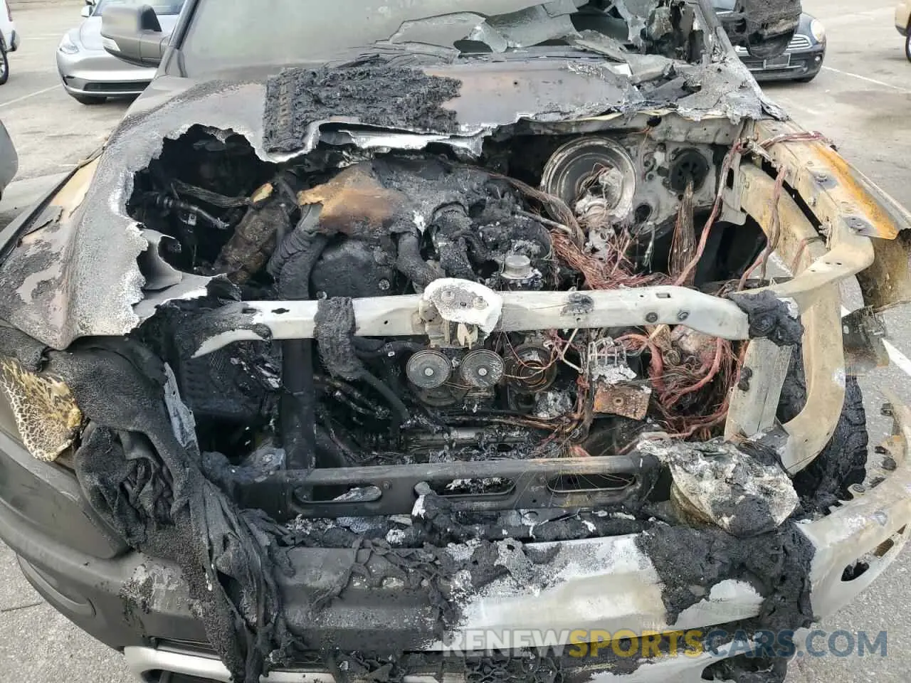 11 fotografías del automóvil dañado 1C6SRFLM4NN185865 RAM 1500 2022