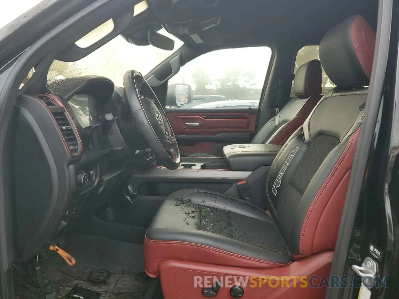 7 fotografías del automóvil dañado 1C6SRFLM4NN185865 RAM 1500 2022