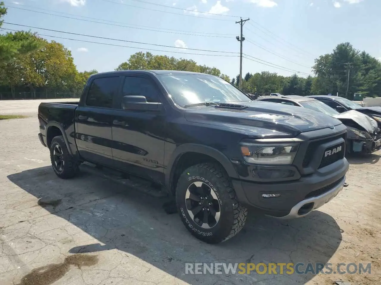4 fotografías del automóvil dañado 1C6SRFLM7NN362506 RAM 1500 2022