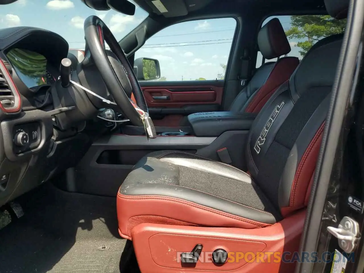 7 fotografías del automóvil dañado 1C6SRFLM7NN362506 RAM 1500 2022