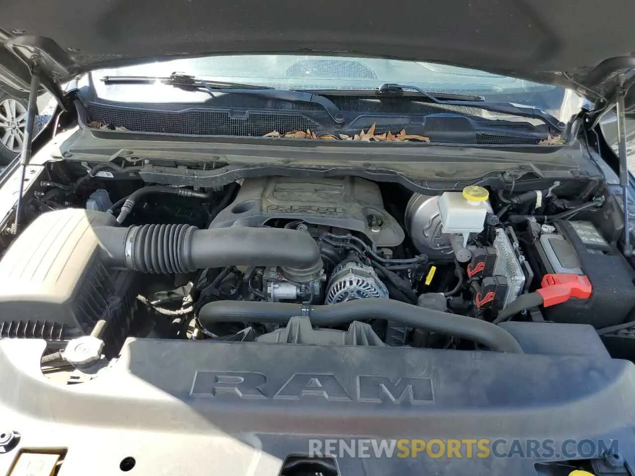 11 fotografías del automóvil dañado 1C6SRFLT1NN322669 RAM 1500 2022