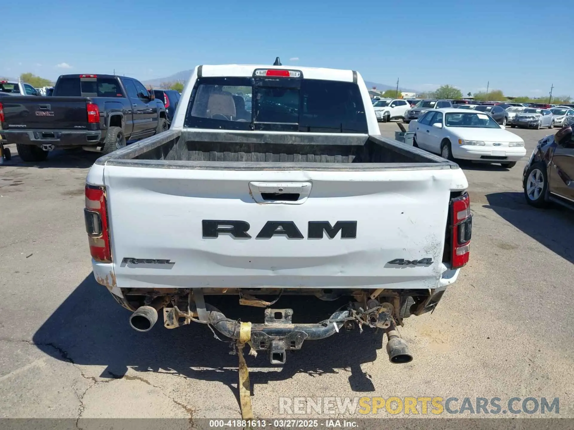 15 fotografías del automóvil dañado 1C6SRFLT4NN357352 RAM 1500 2022