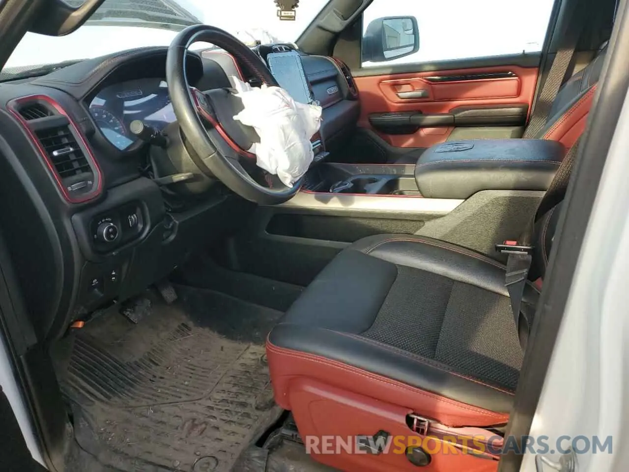 7 fotografías del automóvil dañado 1C6SRFLT7NN379880 RAM 1500 2022