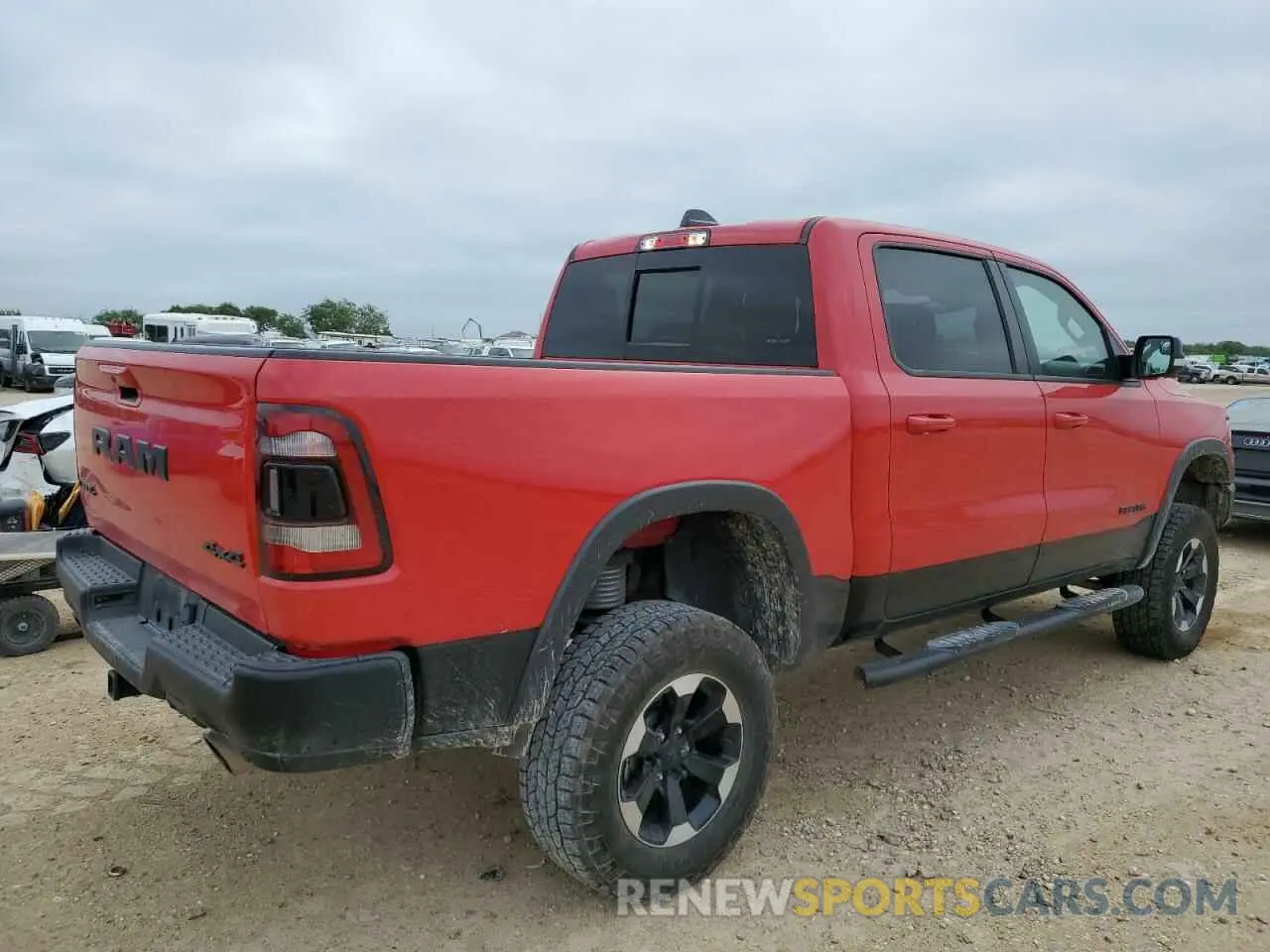 3 fotografías del automóvil dañado 1C6SRFLTXNN204328 RAM 1500 2022
